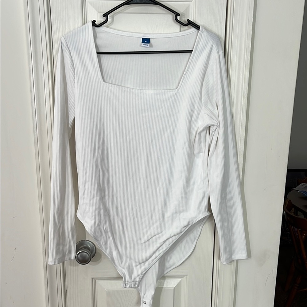 XL White Long Sleeve Bodysuit